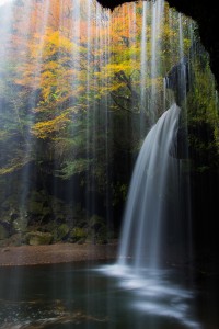 秋の鍋ヶ滝